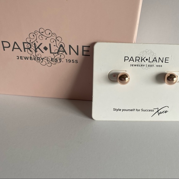 Park Lane Jewelry - Park Lane "Chico" Stud Earrings - Rose Gold - NWT